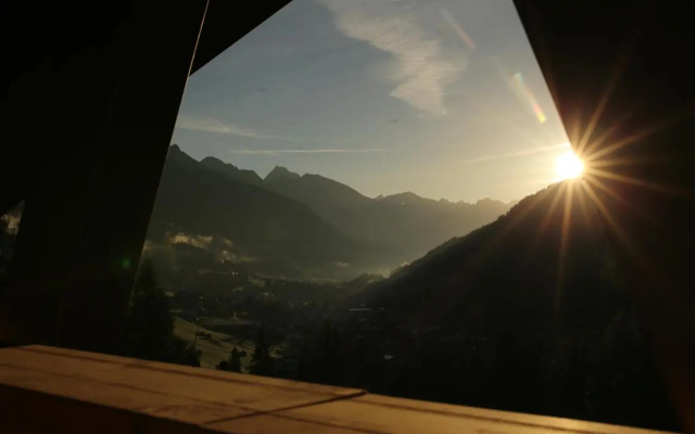 Arpuria l hidden luxury mountain home | Adults friendly