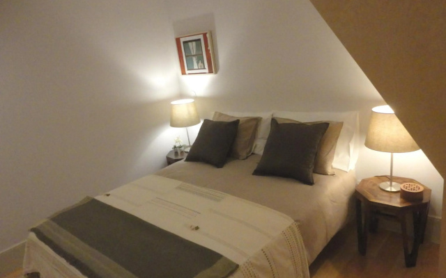 Oporto Like Home IV - Mezzanine