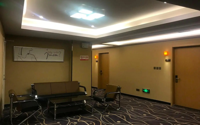7 Days Premium·Zibo Huantai Xinyu Building