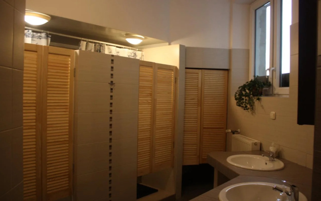 Hostel Globart