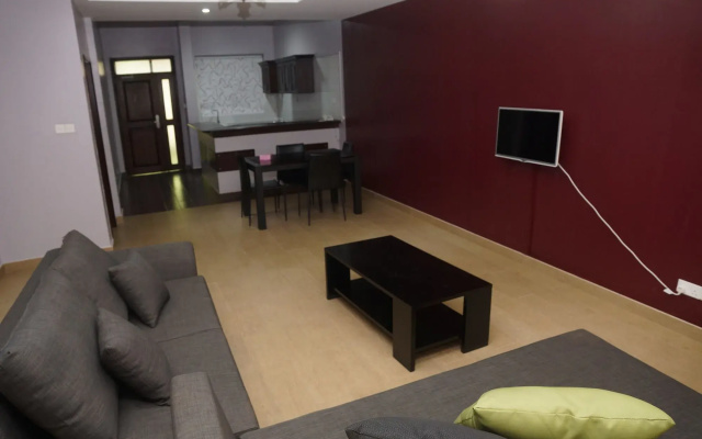Là Ponye Hotel Apartment