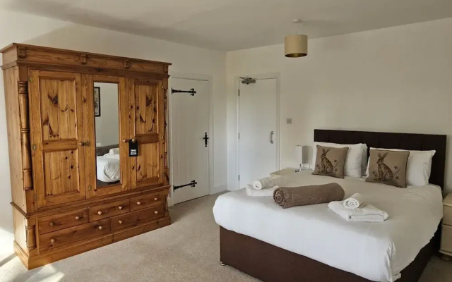 The Plough Inn Farmhouse
