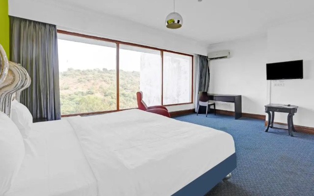 Townhouse Royal Palms Hotel - Daisy