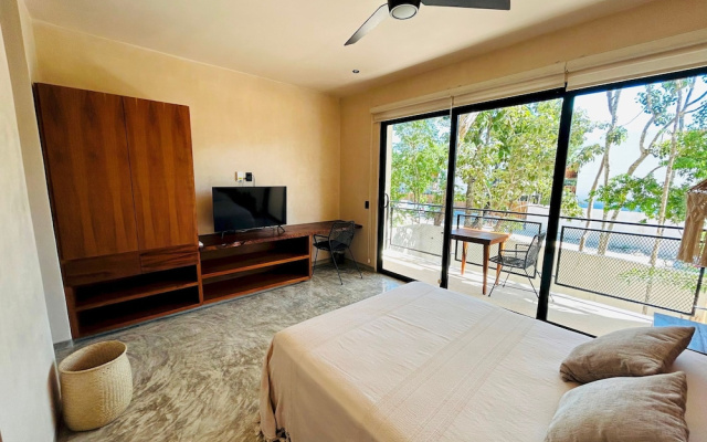 Pool Peaceful Escape Cozy Jungle Studio S12