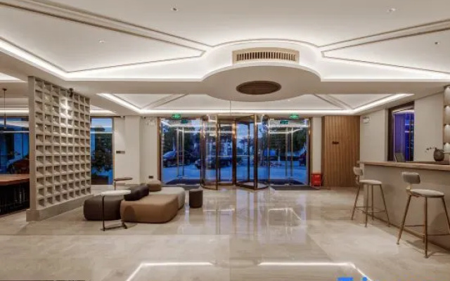 Tinghuyin Homestay (Yangzhou Slender West Lake Scenic Area)