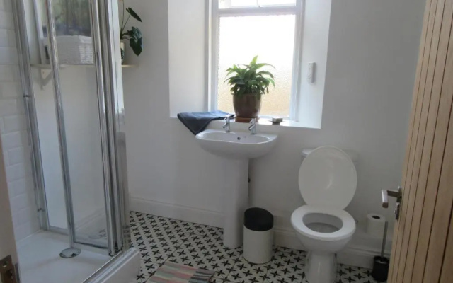 Central Living Apartment