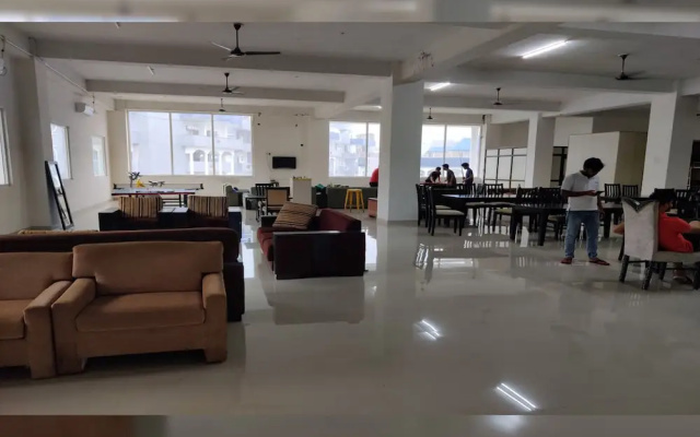 Abuzz Oxfordcaps Dehradun - Campus Accommodation