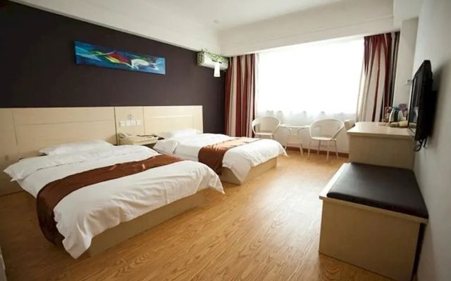 Vienna Hotel ( Xinghua City Zheng Banqiao Museum Former Residence Branch)