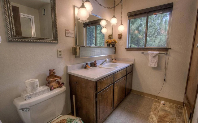 Bambis Bunkhouse