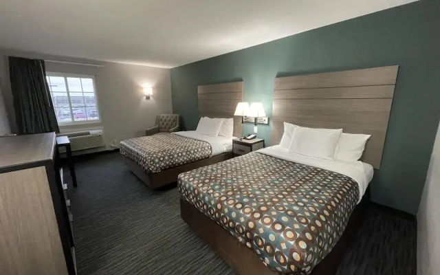 Countryside Inn & Suites