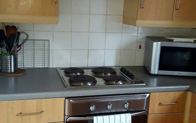 Tony Asga Apartments - Coady Apartment