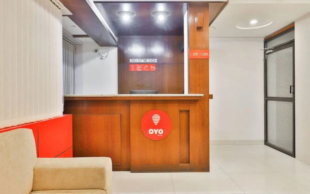 OYO 22419 Hotel Summit