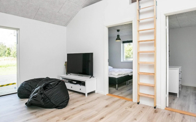 4 Star Holiday Home in Vaeggerlose