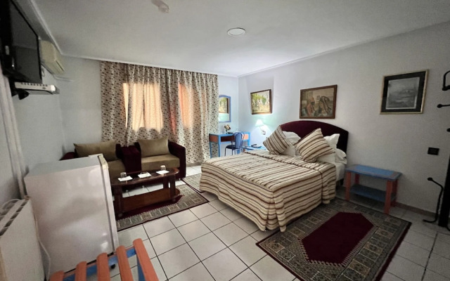 Hotel Annakhil