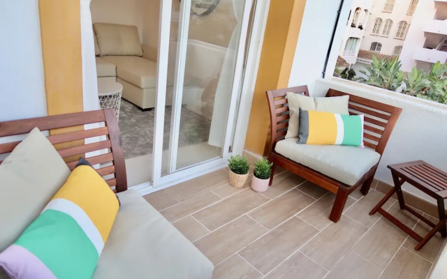 New Skandinavian penthouse-5min to beach