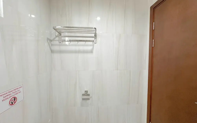 3Br Near Mall At Grand Sungkono Lagoon Apartment