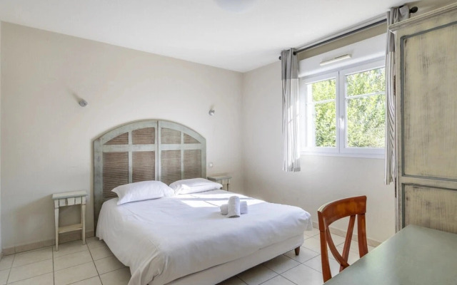 Provencal Family Apartment for 6
