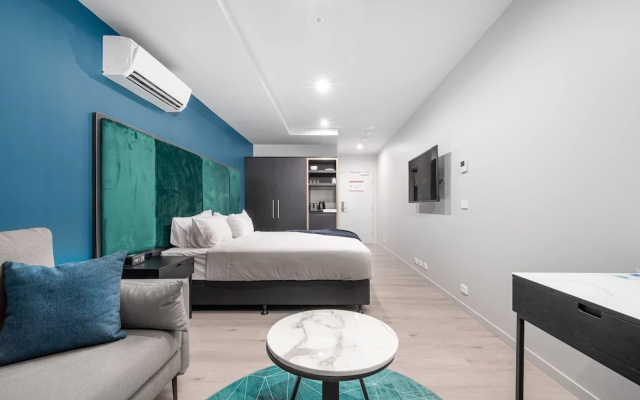 Oros Plus Hotel