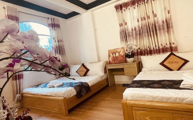 Adenia Hotel