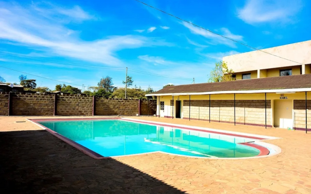 Seasons Narok Hotel