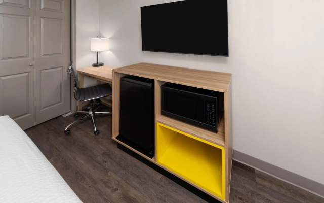 Отель Days Inn by Wyndham Farmington NM