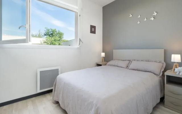 Sunny Villa Stay in Serignan