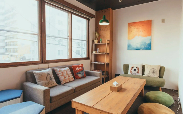 Social Hostel 365