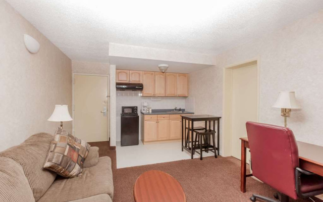 Travelodge Inn and Suites Albany