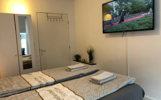 Luxe appartementen Apeldoorn with Outside JACUZZI and SAUNA