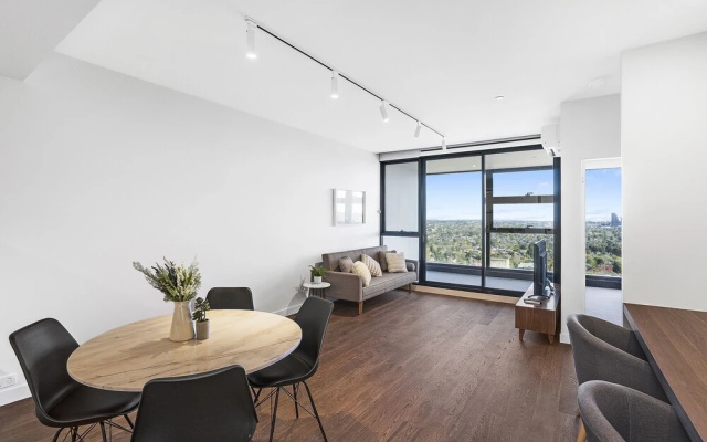 Roomerang at Nest 6