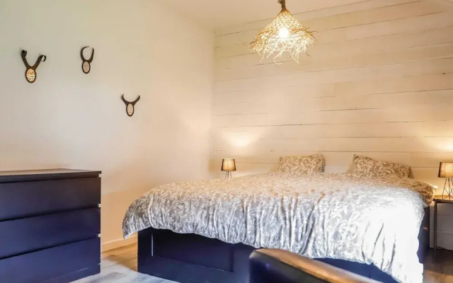 Quietly Located Farmhouse L'echappee Belle