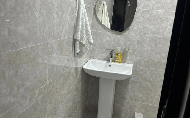 Bathroom · Sadgeri — photo 12