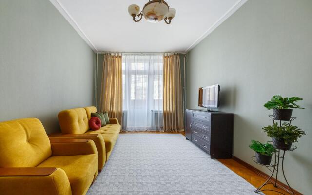ApartLux (АпартЛюкс) на улице 1905 года 4
