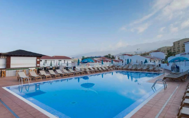 Welcoming Holiday Home in Adeje with Swimming Pool