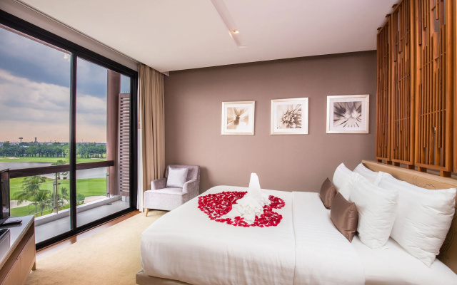 Summit Windmill Golf Suite Hotel @Suvarnabhumi