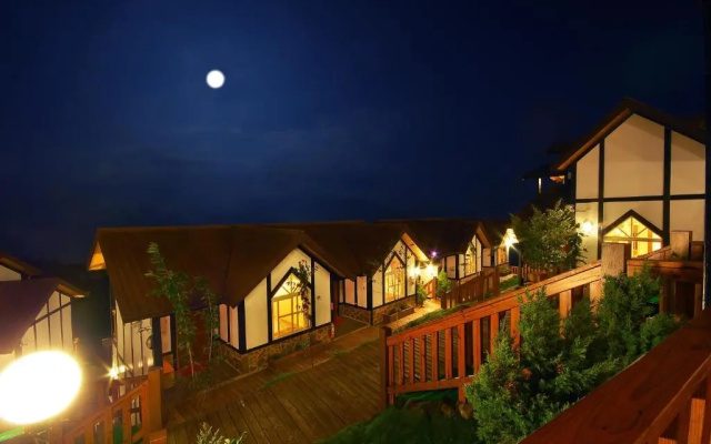 Sea of Clouds Vacation Villa