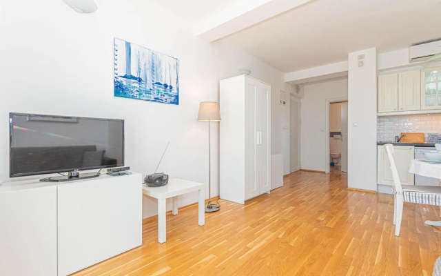 Stunning Apartment in Tribunj With Wifi and 1 Bedrooms