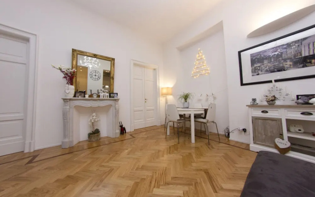 Be Apartments Uberti