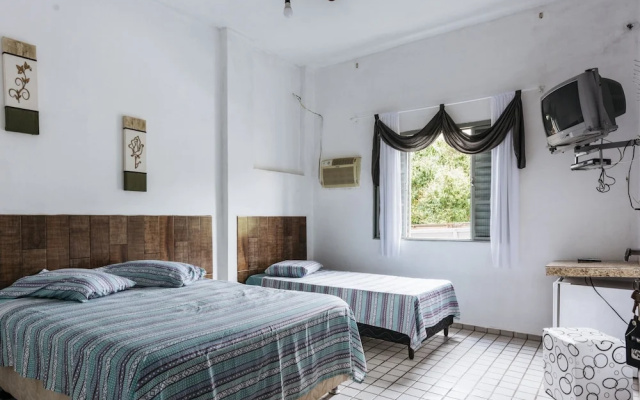 OYO Canastra Hotel