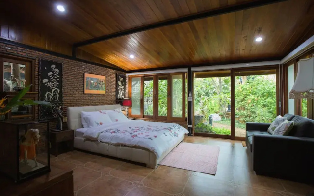 Cattani's Riverside Home