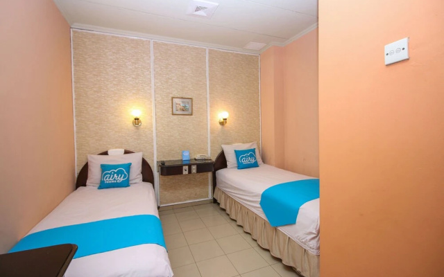 Airy Asemka Toko Tiga Seberang 27 Jakarta