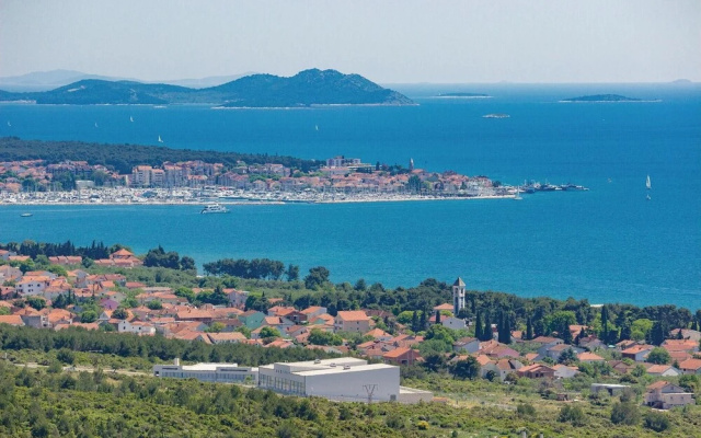 Amazing Apartment in Turanj With 2 Bedrooms and Wifi