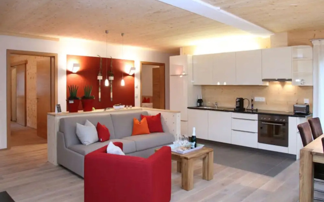 Tasteful Apartment in Elzach-yach