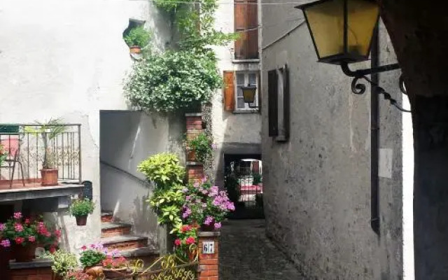 Al Vecchio Porto Casa a Cannero