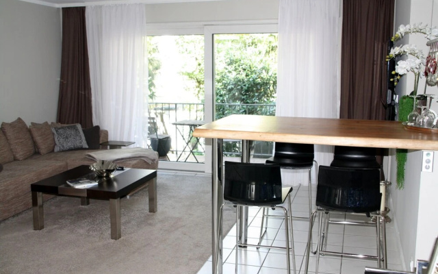 Luxury Apartments Gustav-Radbruch-Straße