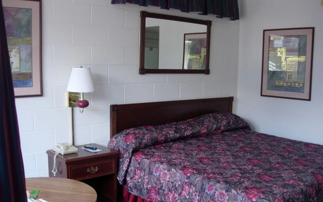 Hillbilly Inn Motel