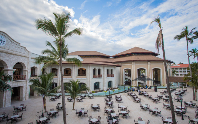 Отель Majestic Mirage Punta Cana All Suites, All Inclusive вид на фасад