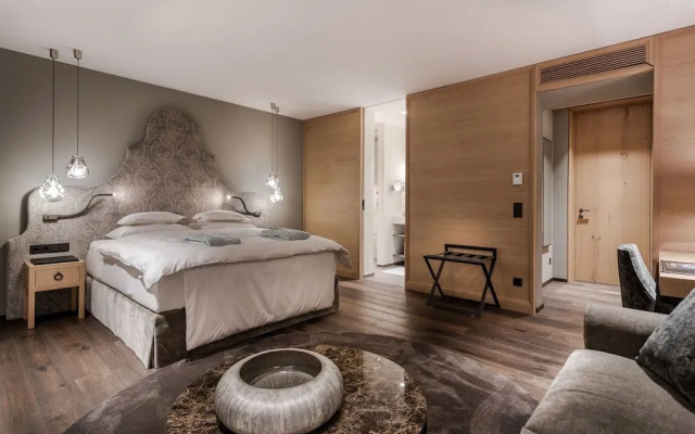 Eva Hof Lakeside Suites