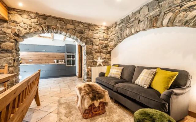 Chalet Chu Lo Dou Le Praz Courchevel - by EMERALD STAY