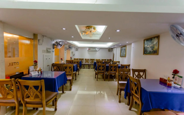 A25 Hotel 307-309 Ly Tu Trong